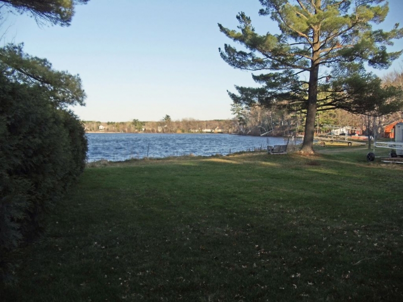 Emma’s Spectacle Lake Home